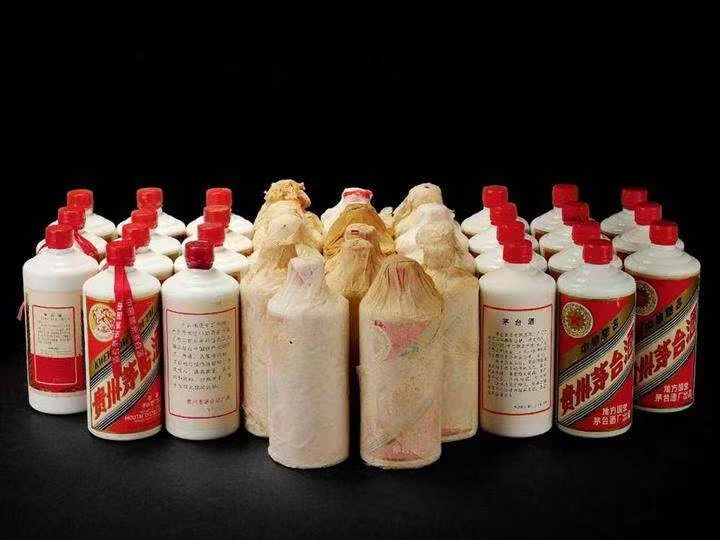 玉溪日照岚山回收酒价格哪里回收(附近上门回收茅台酒）?